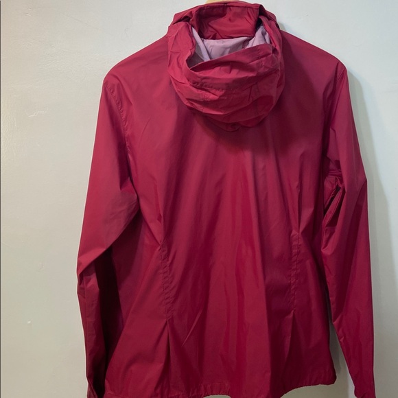 Columbia Women’s Maroon Switchback 111 Rain Outdoor Jacket.Size-XL. - Picture 13 of 17